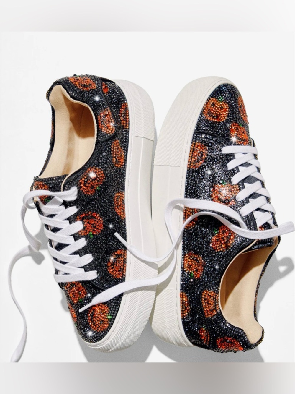 NIB Betsey Johnson Sidny Pumpkin Sneakers